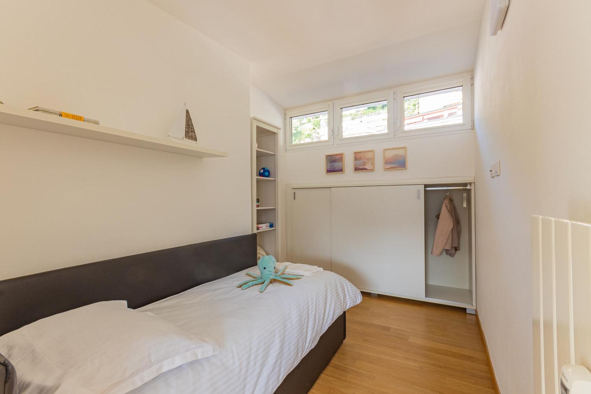 Casa Madlen - Bright Attic With Marvelous View Apartment Campione d'Italia Bagian luar foto